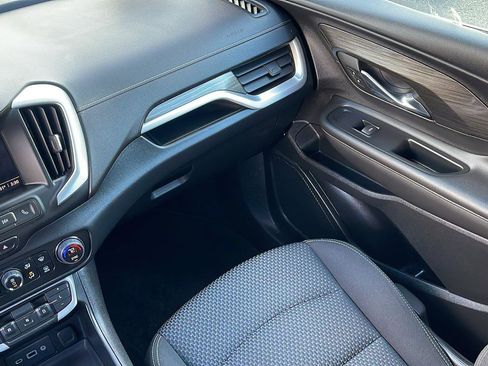 Certified 2023 GMC Terrain SLE w/ Driver Convenience Package image 28