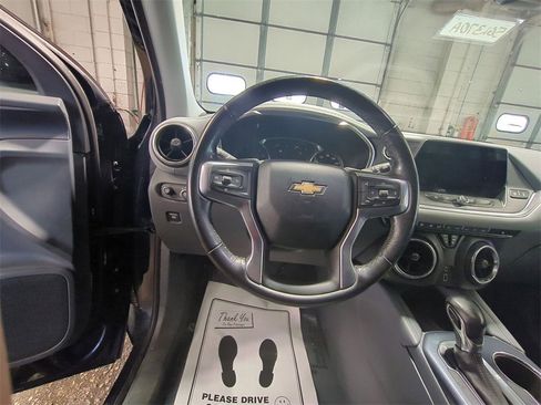 Used 2020 Chevrolet Blazer LT image 12