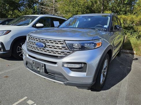 Used 2023 Ford Explorer Limited w/ Equipment Group 301A image 2