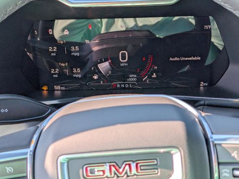 New 2026 GMC Canyon Elevation w/ Convenience Package image 21