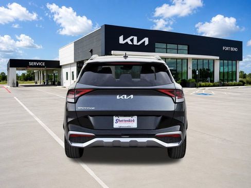 Certified 2023 Kia Sportage SX FWD image 6