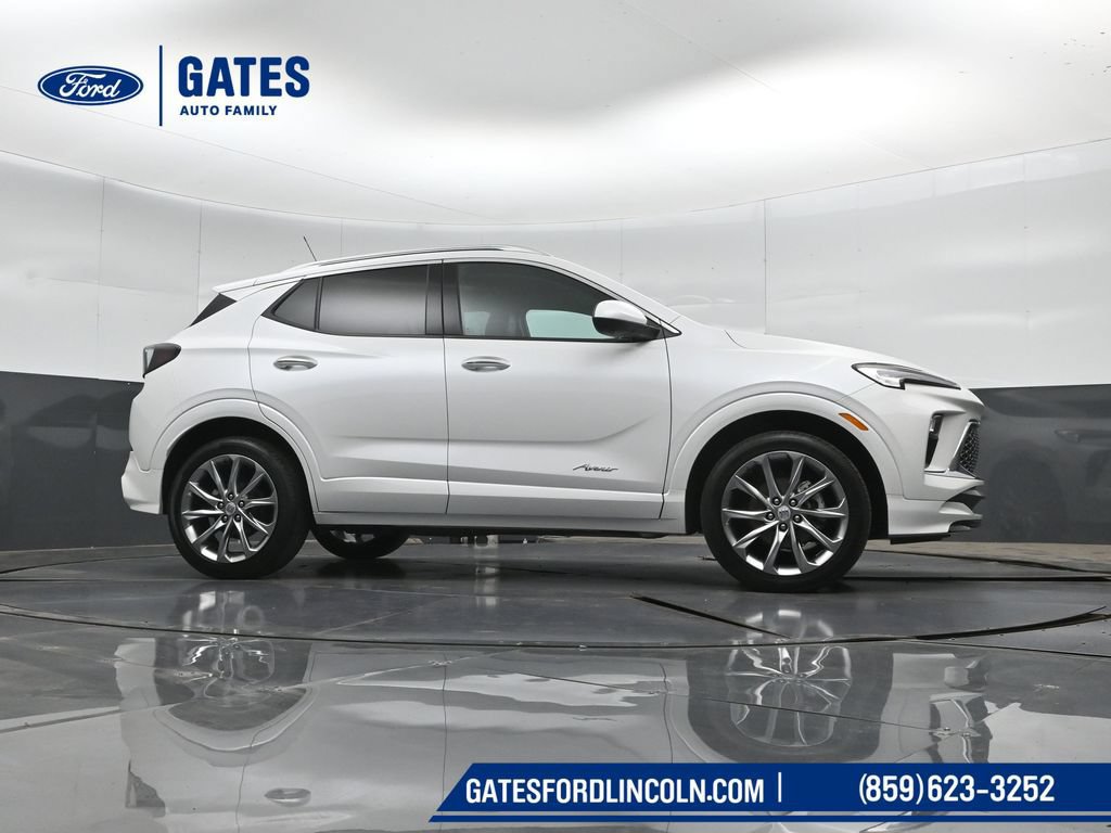 Used 2024 Buick Encore GX Avenir w/ Avenir Technology Package AWD/4WD image 40
