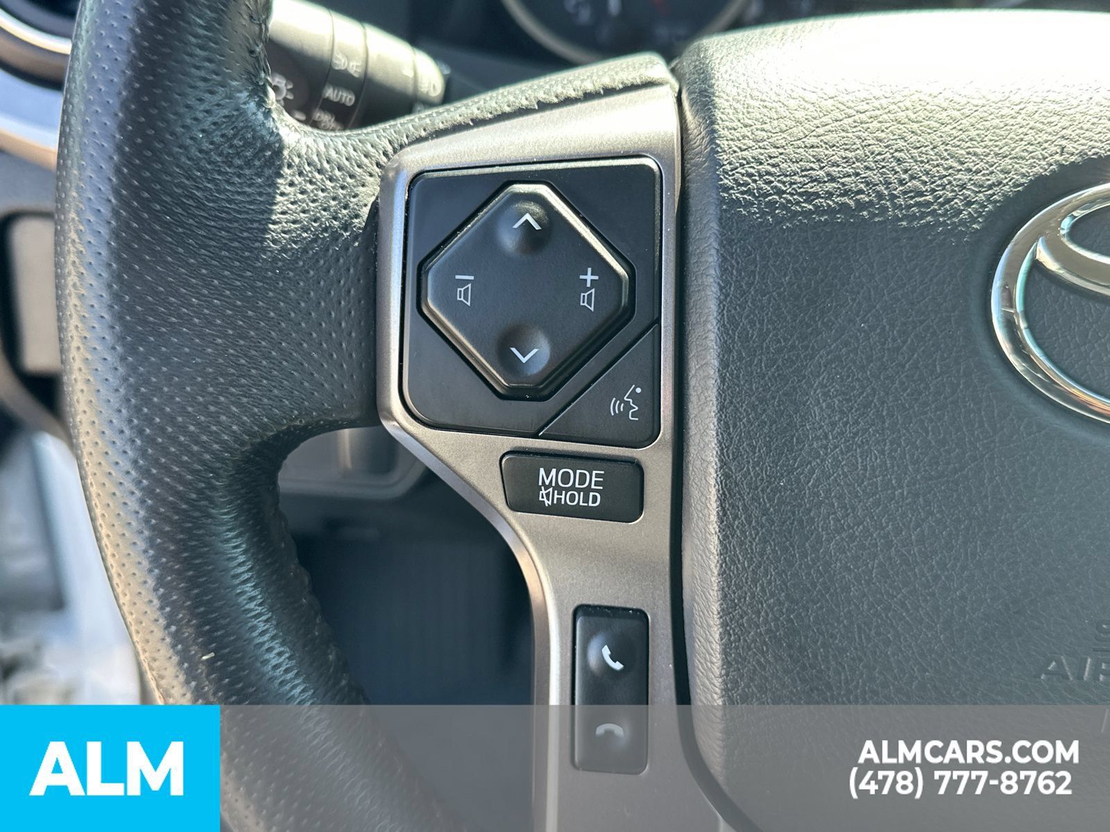 Used 2023 Toyota Tacoma SR5 RWD image 29