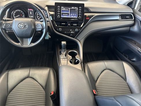 Used 2023 Toyota Camry SE image 17
