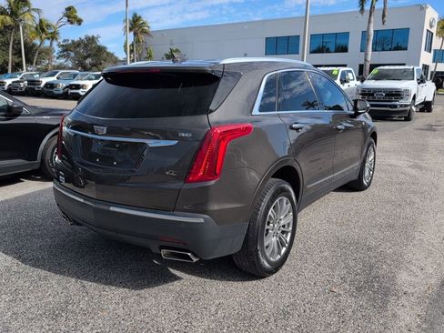 Used 2019 Cadillac XT5 Luxury image 3