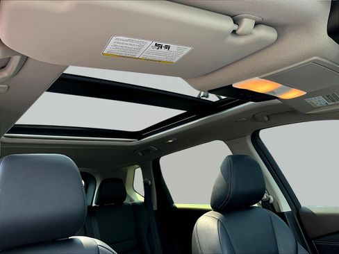 Certified 2023 Nissan Rogue SL AWD/4WD image 30