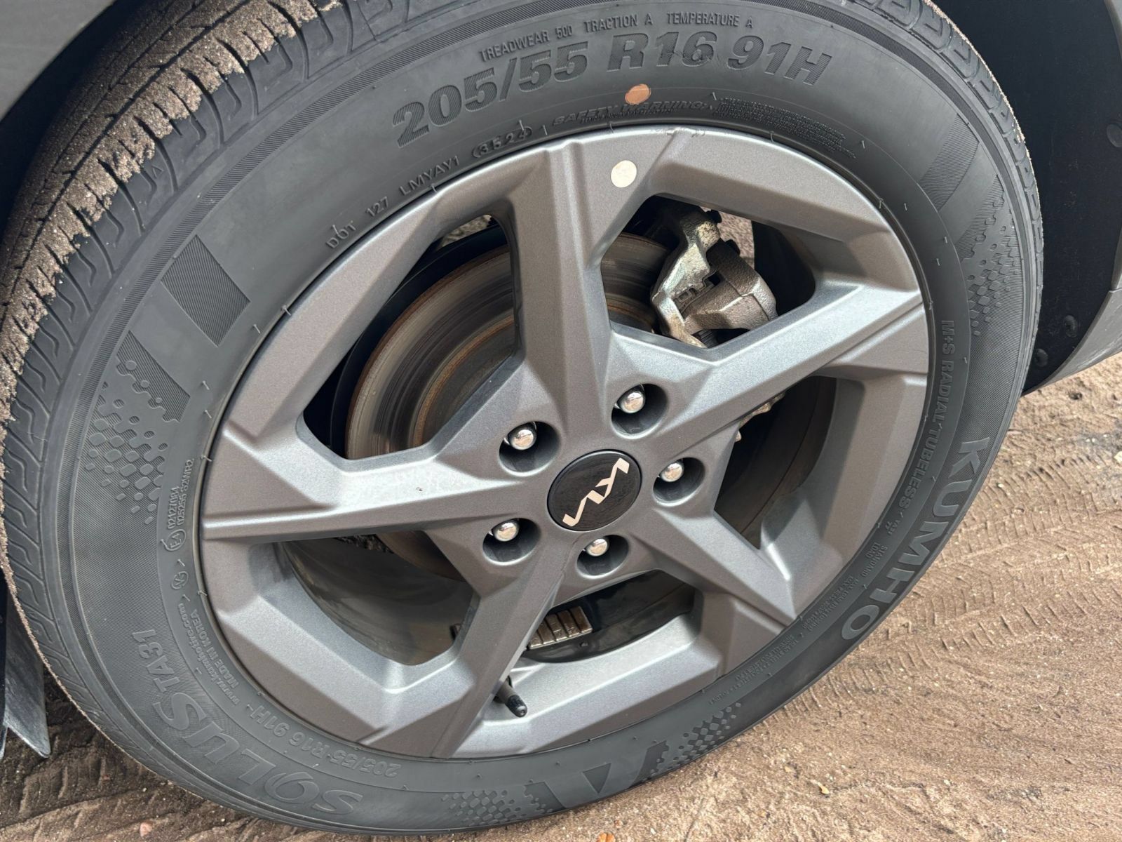 Used 2025 Kia K4 FWD image 28