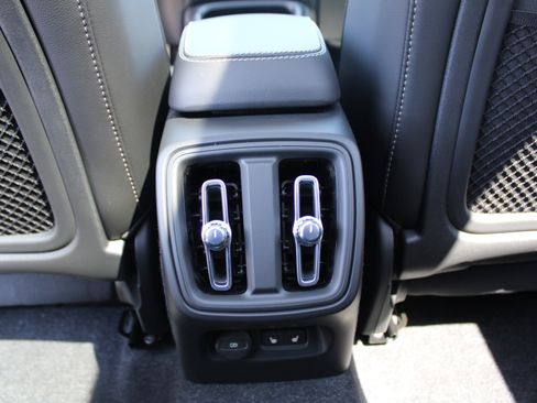 New 2026 Volvo XC40 B5 Plus w/ Protection Package Premier image 32