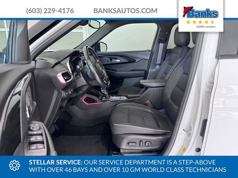 Certified 2023 Chevrolet TrailBlazer RS w/ Sun and Liftgate Package AWD/4WD image 9