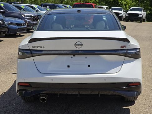 New 2026 Nissan Sentra SR w/ SR Premium Package FWD image 12