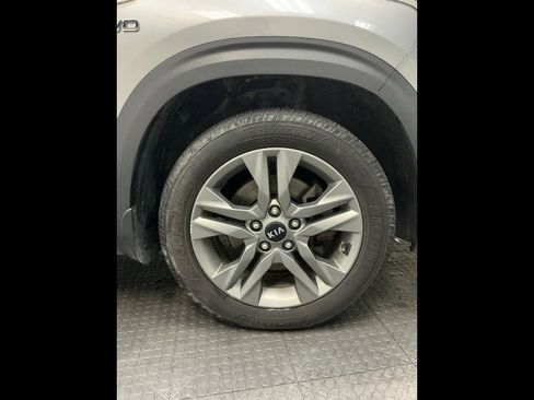 Used 2021 Kia Seltos LX image 35