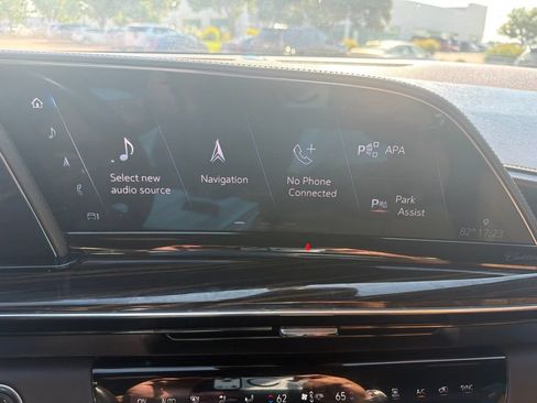 Used 2021 Cadillac Escalade Sport w/ LPO, ONYX Package AWD/4WD image 11