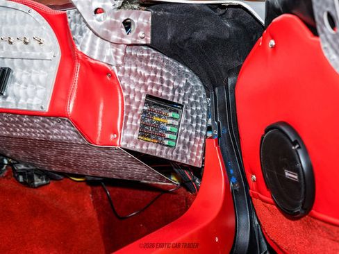 Used 1991 Chevrolet Corvette Coupe image 36