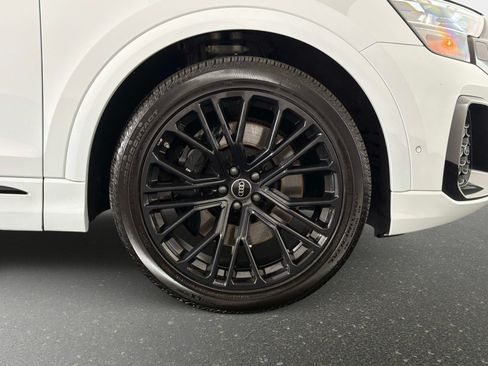 Used 2024 Audi SQ8 Prestige w/ Prestige Package AWD/4WD image 21