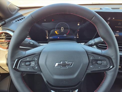 New 2026 Chevrolet Trax RS w/ Sunroof Package image 20