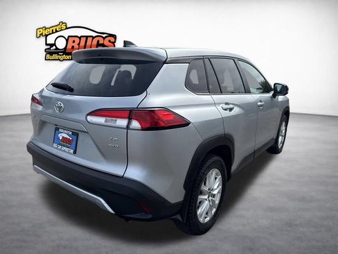 Used 2025 Toyota Corolla Cross LE AWD/4WD image 5
