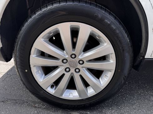 Used 2011 Subaru Forester 2.5X Limited AWD/4WD image 10