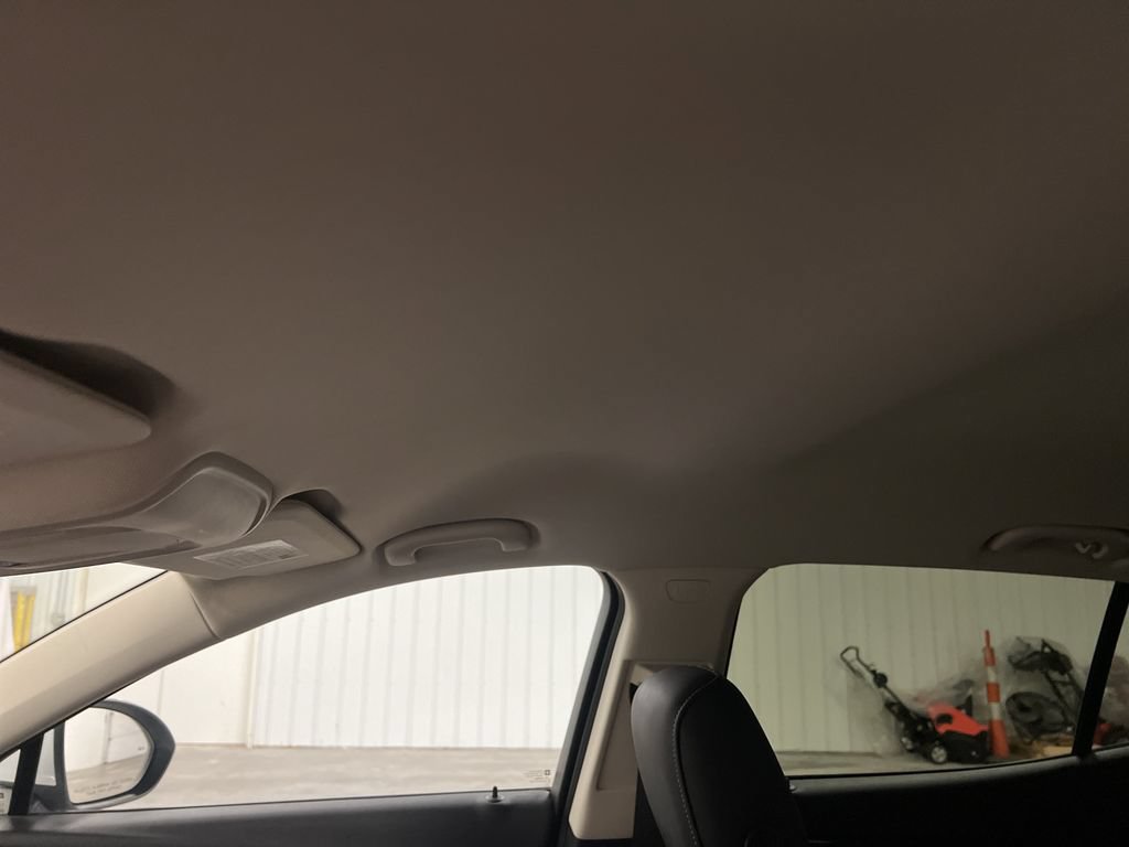 Certified 2023 Buick Envision Essence AWD/4WD image 27