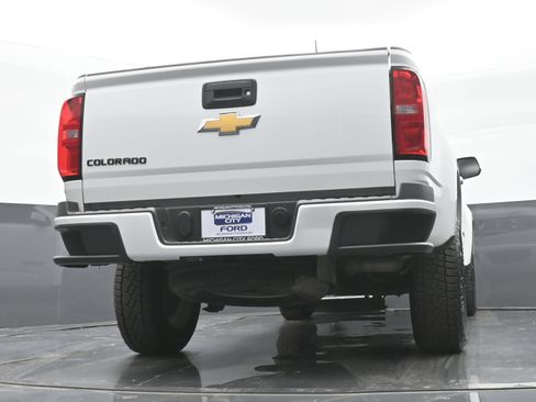 Used 2020 Chevrolet Colorado LT AWD/4WD image 39