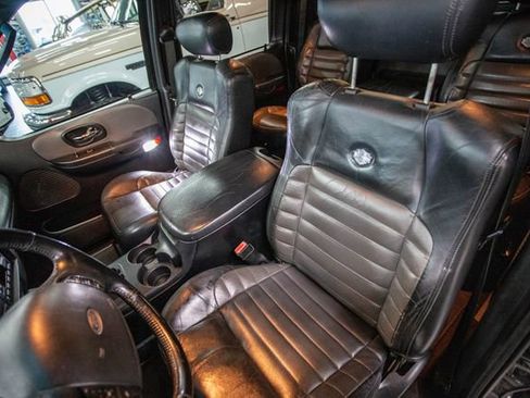 Used 2002 Ford F150 Harley-Davidson image 4