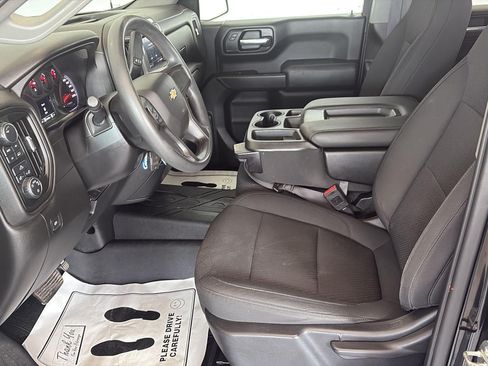 Used 2020 Chevrolet Silverado 1500 Custom w/ Custom 2.7L Value Package AWD/4WD image 7