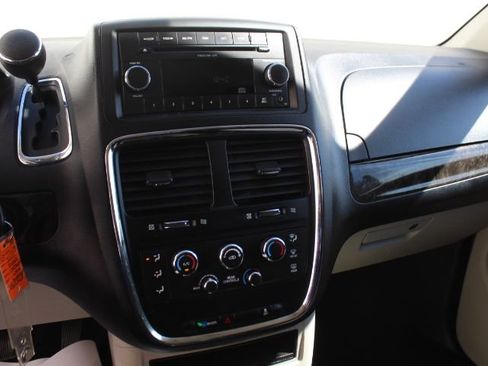 Used 2011 Dodge Grand Caravan Express w/ PWR Window Group image 21