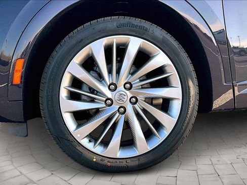 New 2026 Buick Envision Avenir image 15