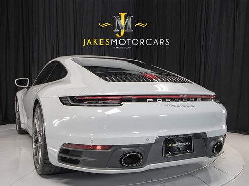 Used 2020 Porsche 911 Carrera S image 8