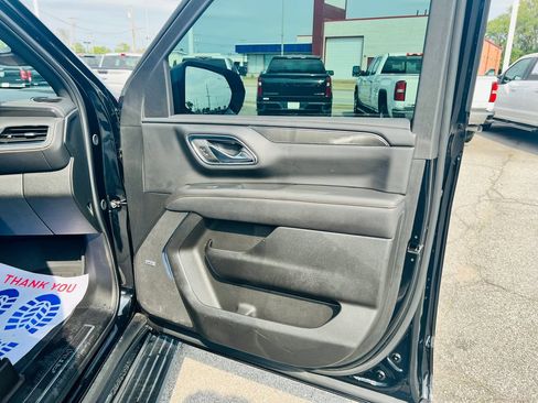 Used 2024 GMC Yukon XL AT4 w/ Technology Package AWD/4WD image 47