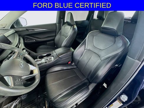 Used 2023 INFINITI QX60 Luxe w/ Performance Audio Package FWD image 25