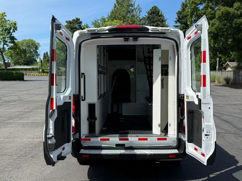 Used 2023 Ford Transit 250 Medium Roof w/ Ambulance Prep Package RWD image 22