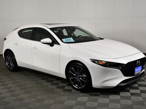 Used 2024 MAZDA MAZDA3 s FWD image 4