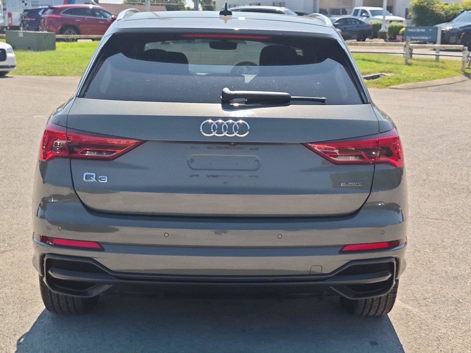 Used 2020 Audi Q3 2.0T Premium Plus w/ Premium Plus Package AWD/4WD image 4