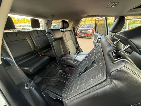 Used 2024 Toyota 4Runner SR5 Premium w/ Moonroof Package AWD/4WD image 28
