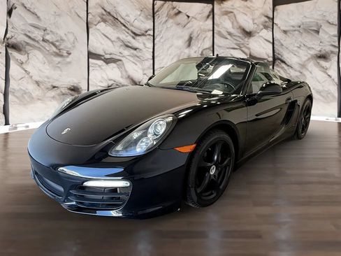 Used 2015 Porsche Boxster RWD image 3