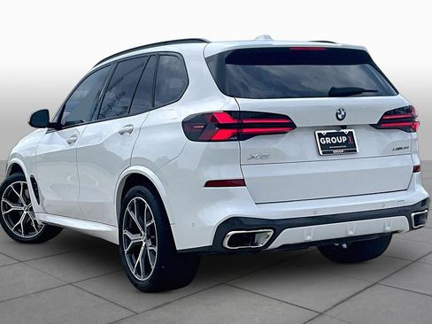 Used 2025 BMW X5 xDrive40i w/ M Sport Package AWD/4WD image 11