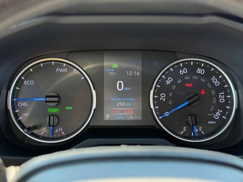 Used 2019 Toyota RAV4 XLE w/ Convenience Package AWD/4WD image 14
