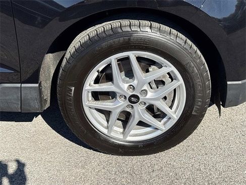 Certified 2024 Ford Edge SEL w/ Convenience Package image 9