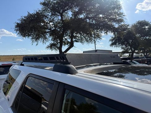 Used 2019 Toyota 4Runner SR5 Premium AWD/4WD image 10