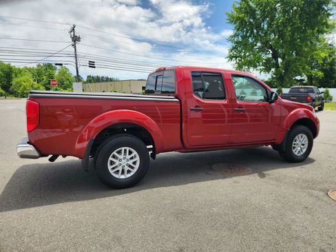 Used 2018 Nissan Frontier SV w/ Value Truck Package AWD/4WD image 16