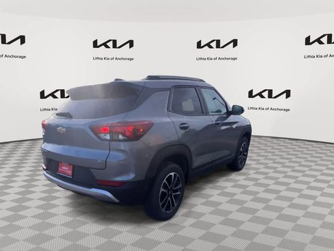 Used 2025 Chevrolet TrailBlazer LT image 8