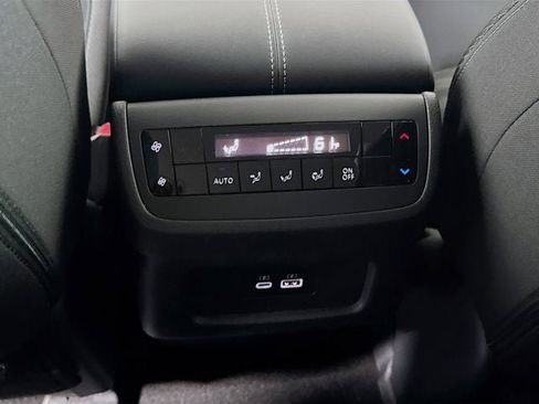 New 2025 Nissan Pathfinder SV w/ Black Appearance Package image 21