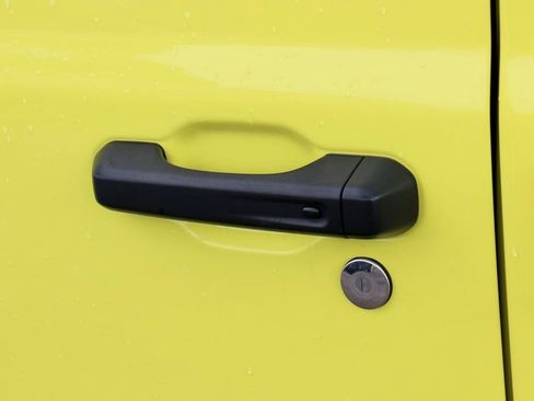 Used 2024 Jeep Wrangler Unlimited Rubicon AWD/4WD image 12