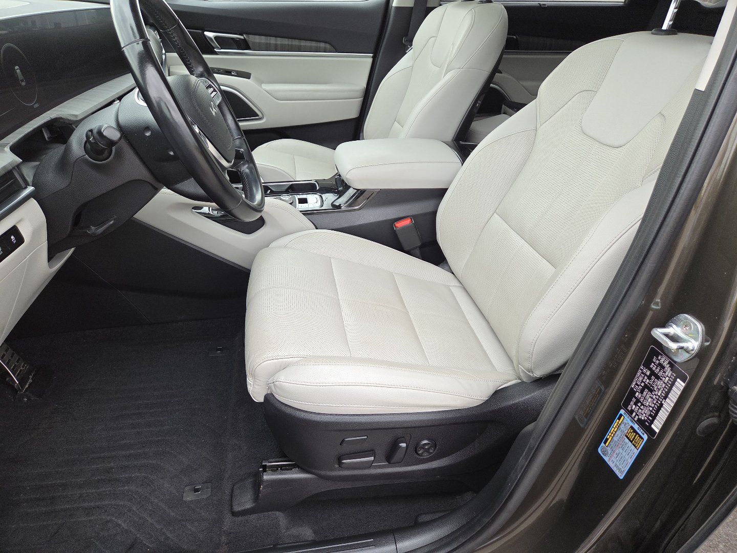 Used 2023 Kia Telluride SX FWD image 26