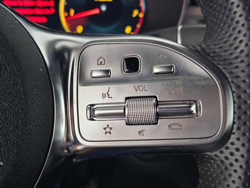 Certified 2022 Mercedes-Benz GLC 300 GLC 300 image 28