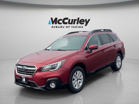 Used 2018 Subaru Outback 2.5i Premium image 1