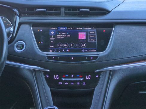Used 2020 Cadillac XT5 Sportv w/ LPO, Floor Liner Package AWD/4WD image 17