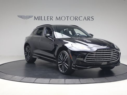 Used 2025 Aston Martin DBX 707 AWD/4WD image 11