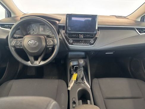 Used 2023 Toyota Corolla LE FWD image 12