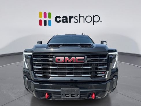 Used 2024 GMC Sierra 3500 AT4 w/ AT4 Preferred Package AWD/4WD image 8